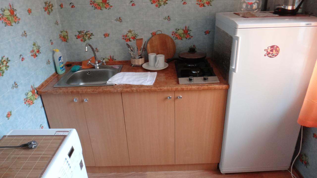 Apartment Near The Central Railway Station เคียฟ ภายนอก รูปภาพ