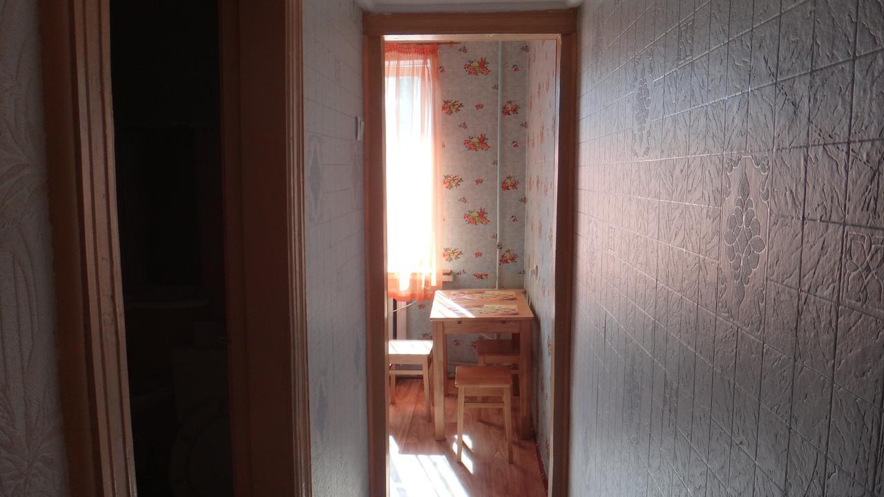 Apartment Near The Central Railway Station เคียฟ ภายนอก รูปภาพ
